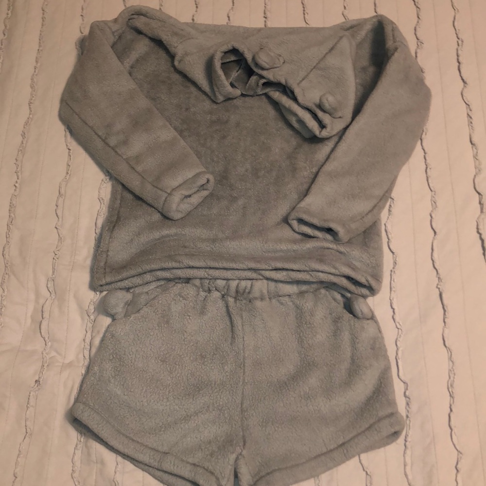 Cat Fleece shorts and hoodie set size M